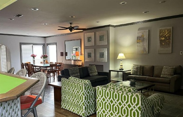 Gaido's Seaside Inn image 10