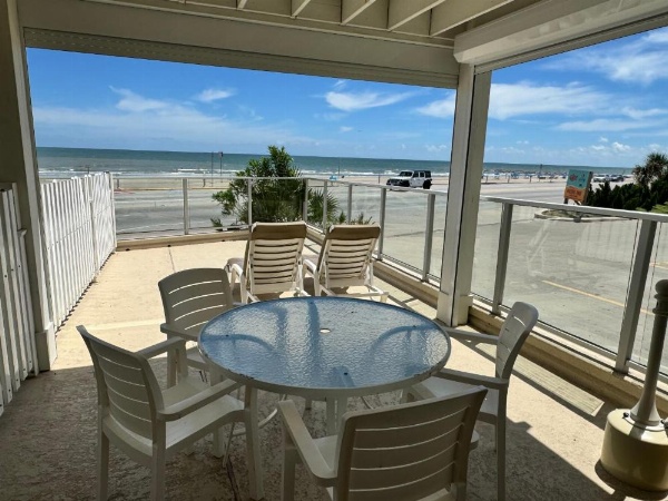 Gaido's Seaside Inn image 8